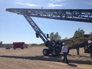 TCI 36" x 125' Fold Under Axle