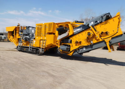 Anaconda I12R Impact crusher with screen on-board